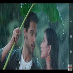 Pehli Mohabbat Hai Aur Pehli Ye Baarish Hai Ringtone Poster